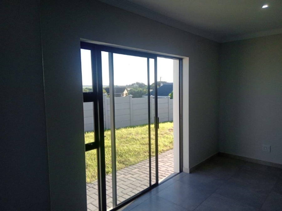 3 Bedroom Property for Sale in Paradise Beach Eastern Cape